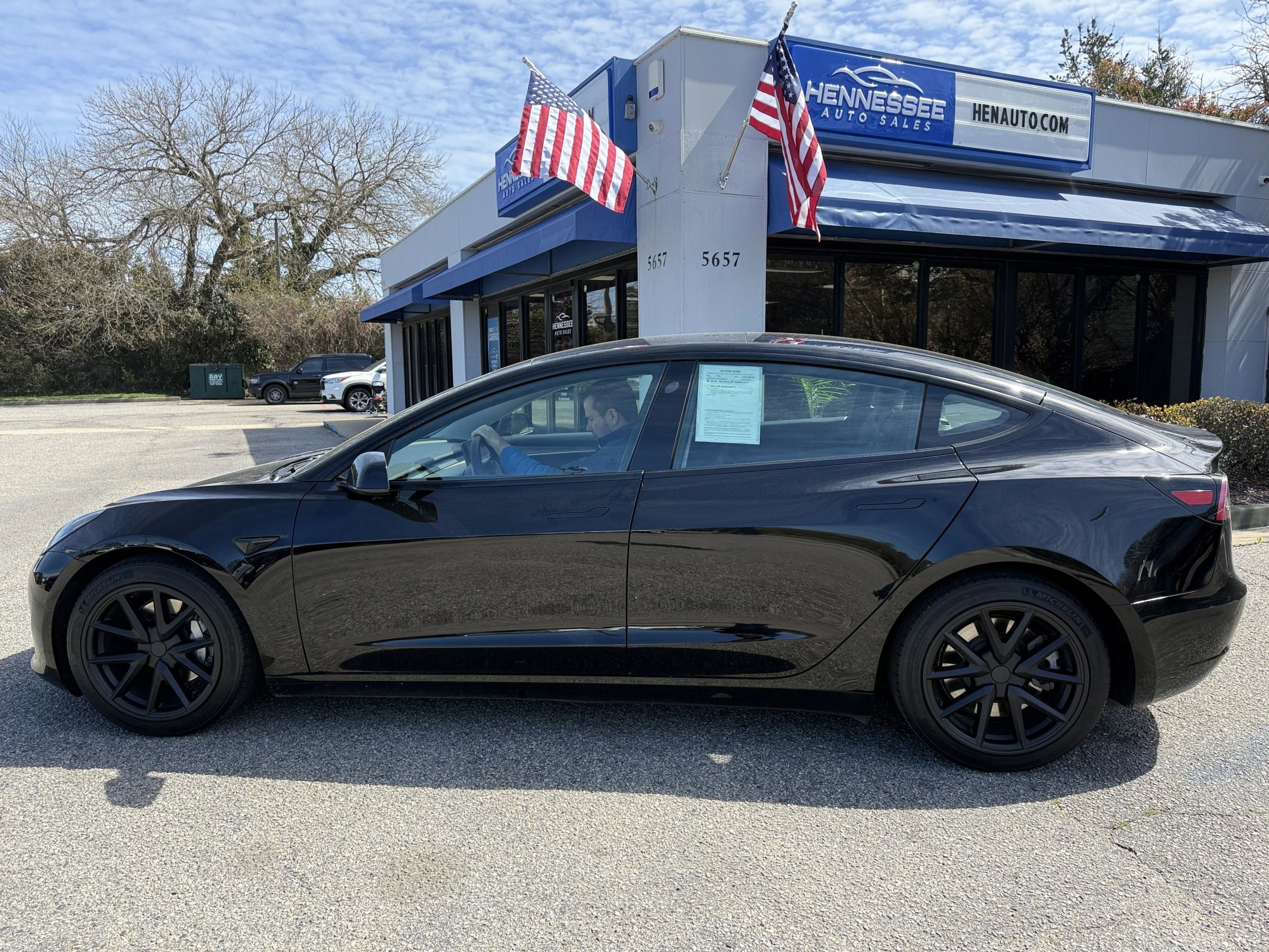 Used 2021 Tesla Model 3 Standard Range Plus image 15