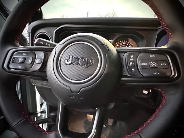 Used 2024 Jeep Wrangler Unlimited Rubicon image 15