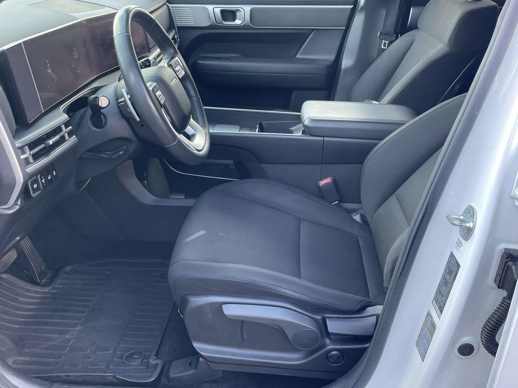 Certified 2024 Hyundai Santa Fe SE FWD image 13