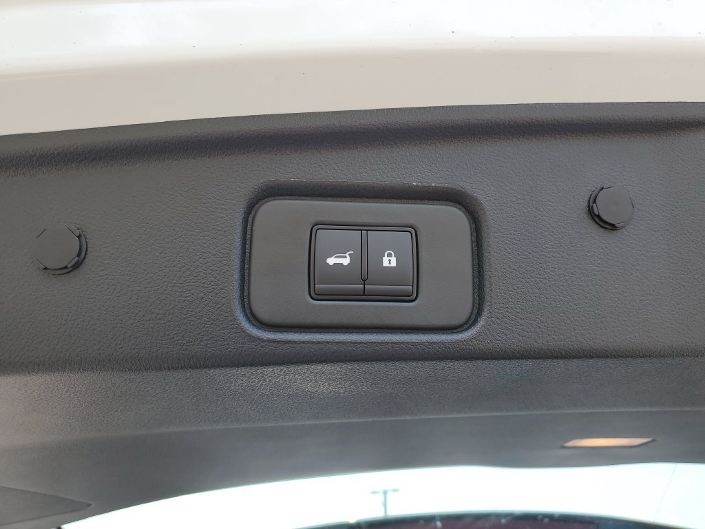 New 2026 Nissan Pathfinder SV FWD image 9