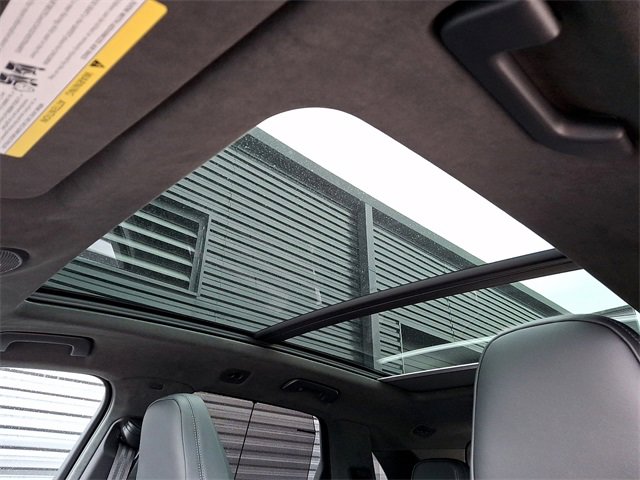 New 2026 Porsche Cayenne GTS image 16