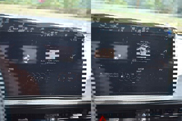 New 2025 Kia EV6 Light w/ Light LR Technology Package image 27