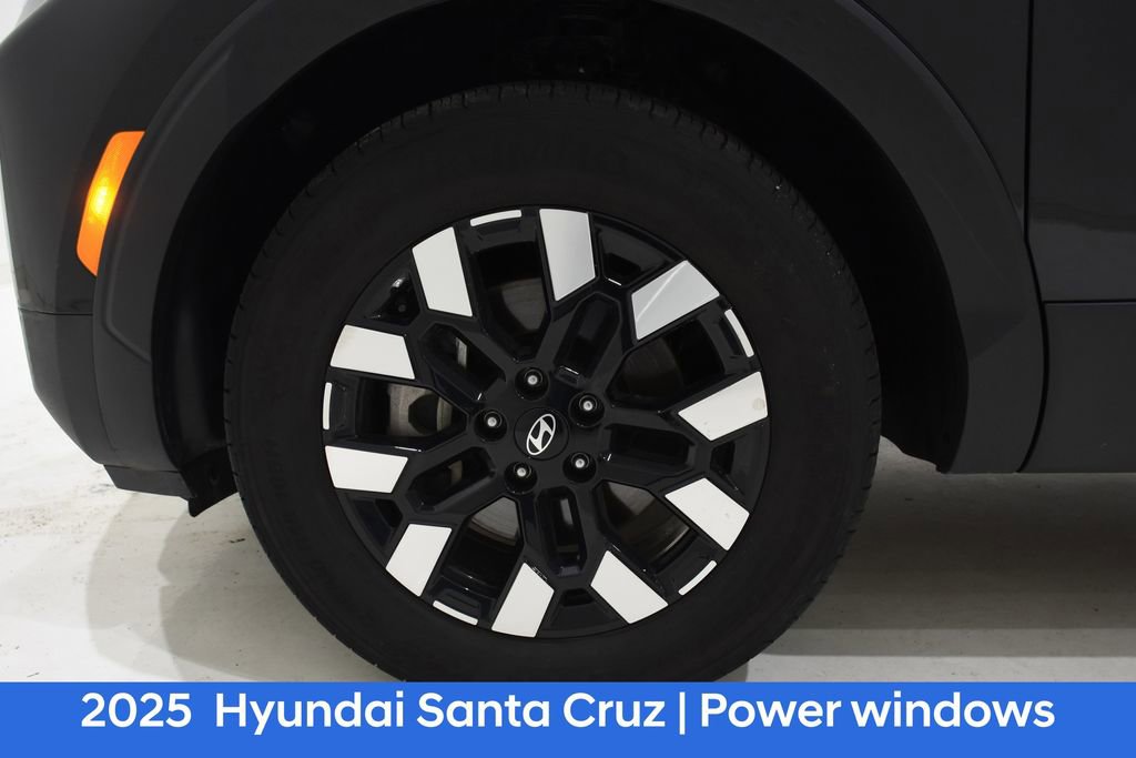 Certified 2025 Hyundai Santa Cruz SEL image 8