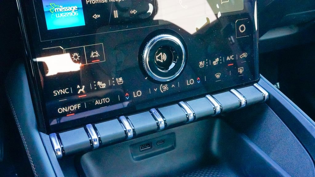 New 2026 GMC Terrain AT4 w/ Convenience Package III image 18