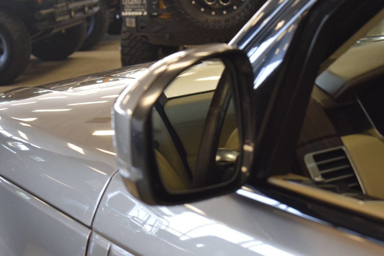 Used 2017 Land Rover Range Rover image 14