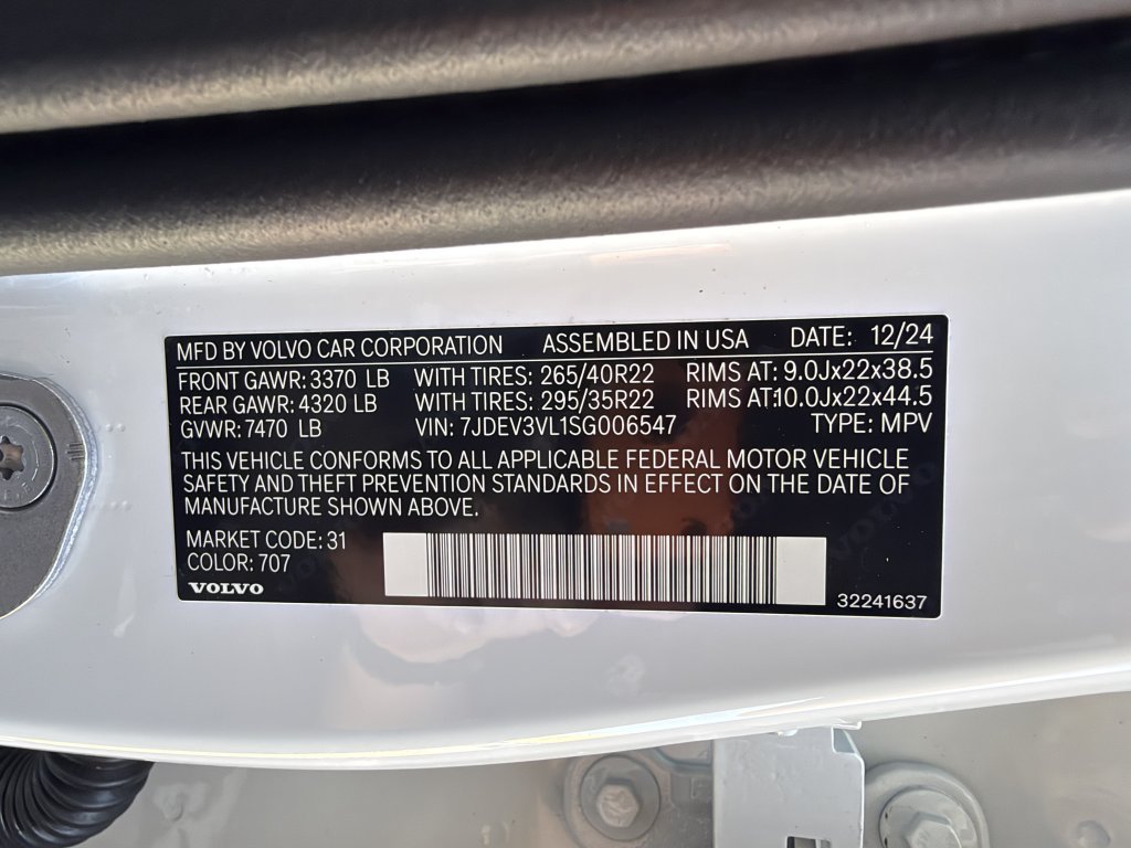 Used 2025 Volvo EX90 Ultra AWD/4WD image 47
