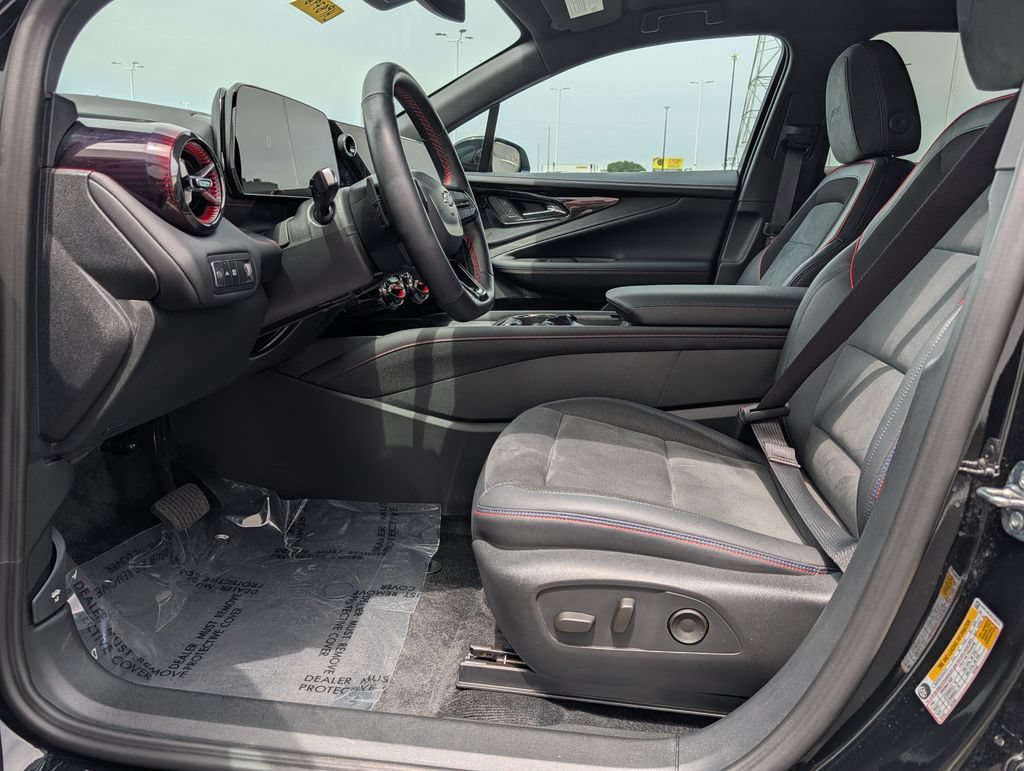 Used 2025 Chevrolet Blazer EV RS AWD/4WD image 13
