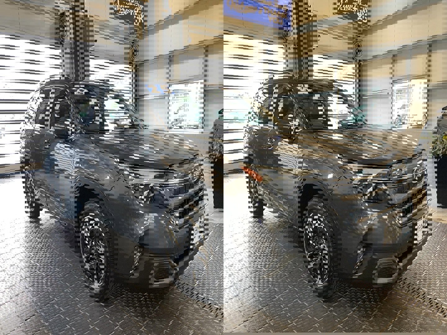 Used 2025 Subaru Forester Limited image 1