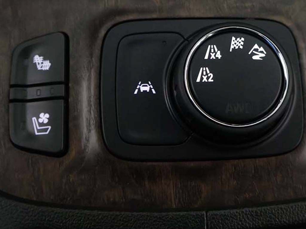 Used 2023 GMC Acadia Denali AWD/4WD image 54