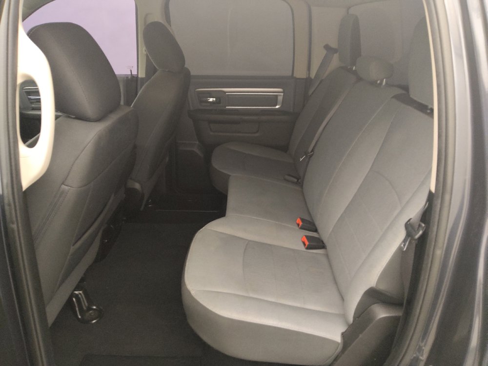 Used 2021 RAM 1500 Classic SLT RWD image 18