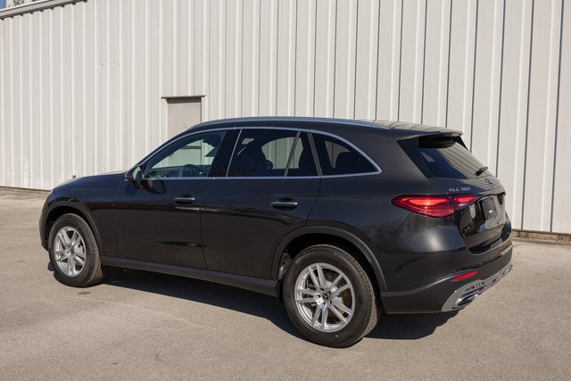 Certified 2025 Mercedes-Benz GLC 300 4MATIC image 7
