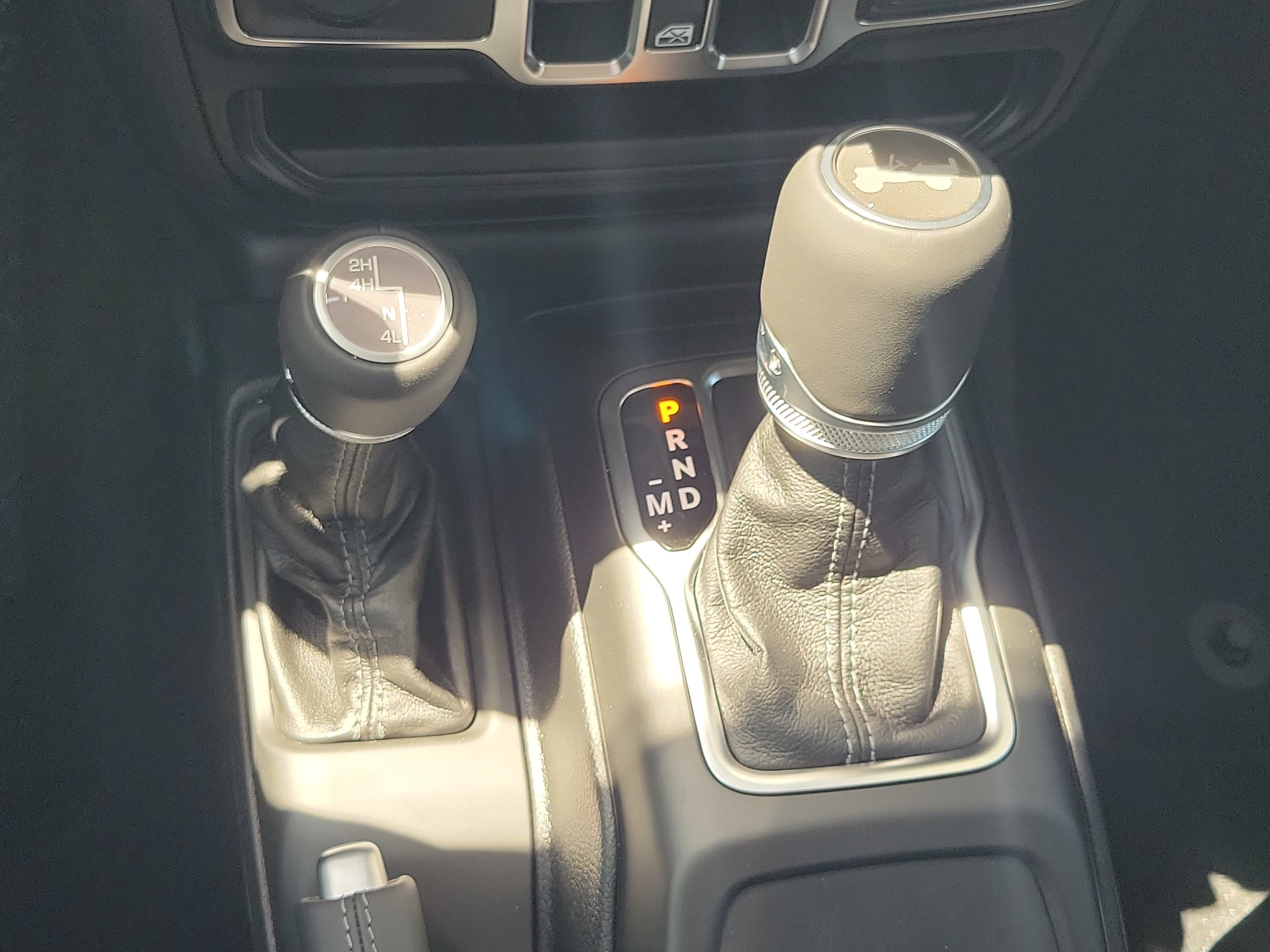 New 2026 Jeep Wrangler Unlimited Sahara AWD/4WD image 19