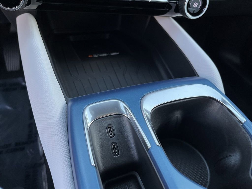 New 2026 Chevrolet Equinox EV LT w/ LPO, All-Weather Mat Package image 33