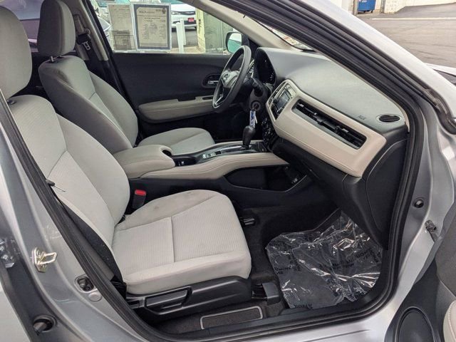 Used 2019 Honda HR-V LX image 5