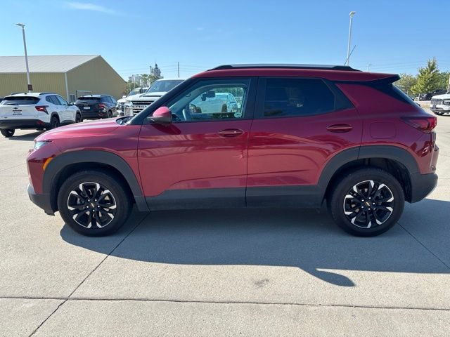 Used 2021 Chevrolet TrailBlazer LT w/ Convenience Package AWD/4WD image 9