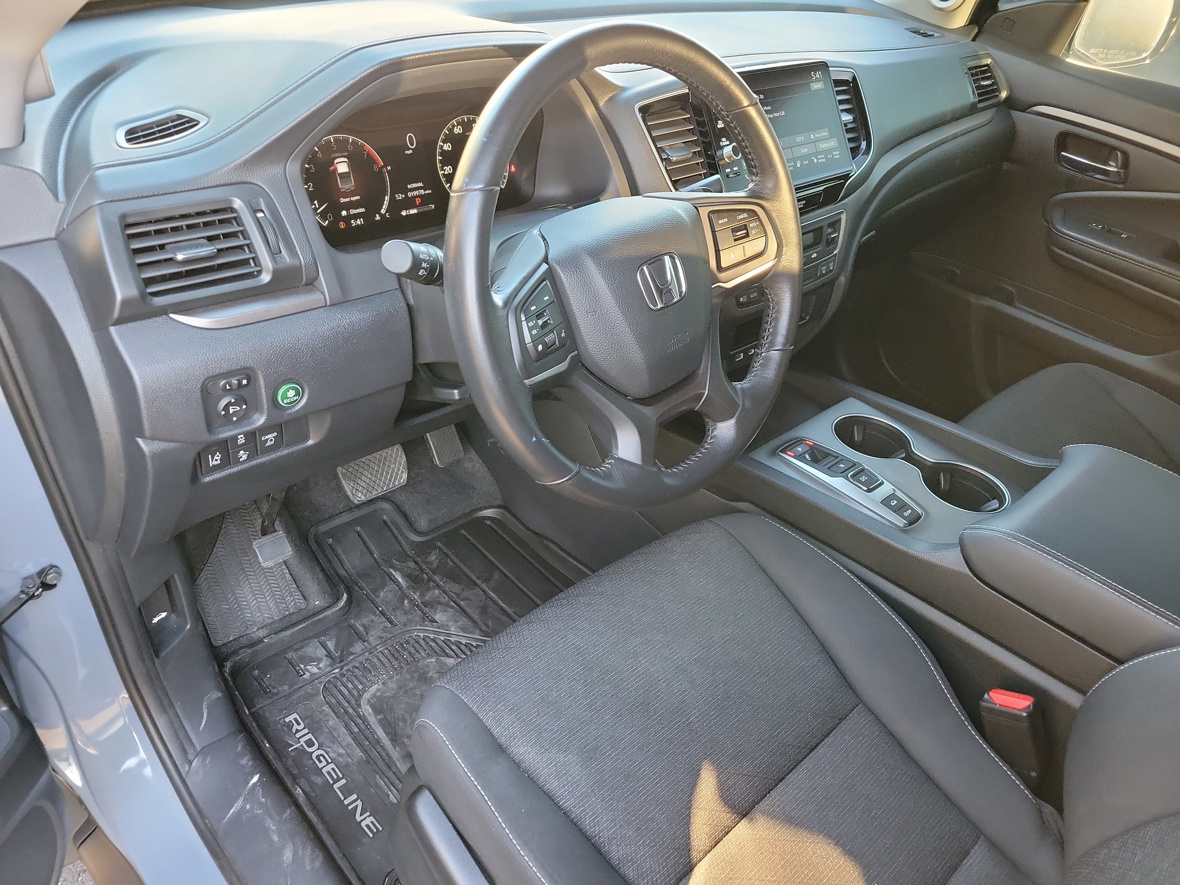 Used 2024 Honda Ridgeline Sport image 3