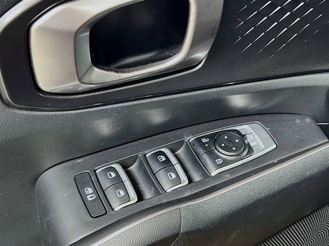 Certified 2024 Kia Sorento S image 18