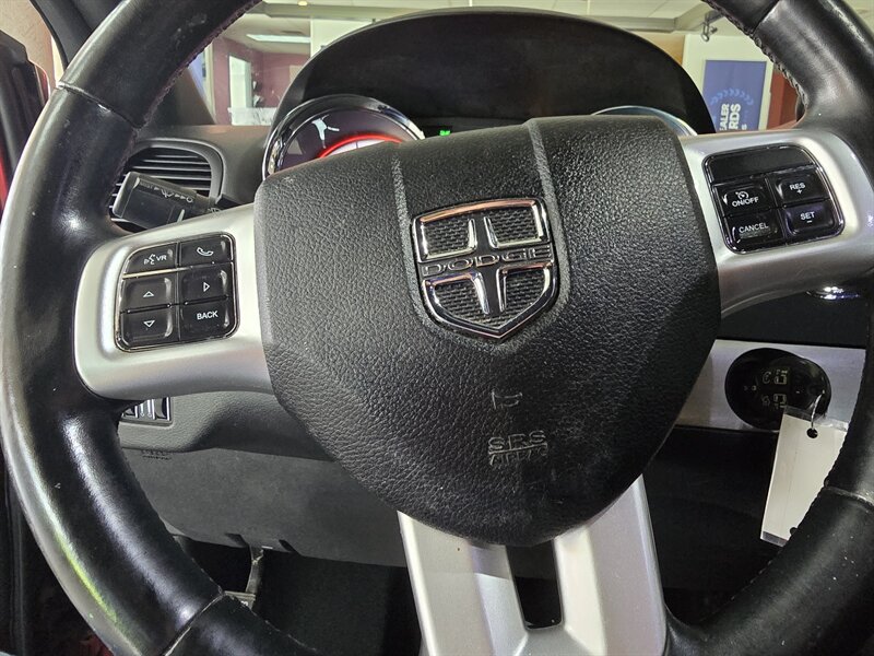 Used 2019 Dodge Grand Caravan GT FWD image 28