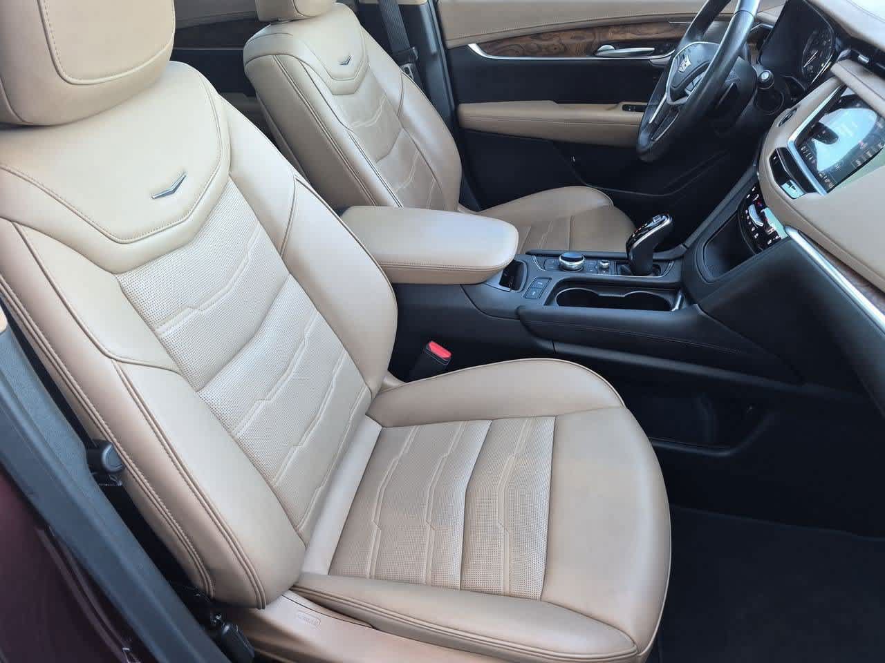 Used 2023 Cadillac XT5 Premium Luxury w/ Platinum Package AWD/4WD image 23