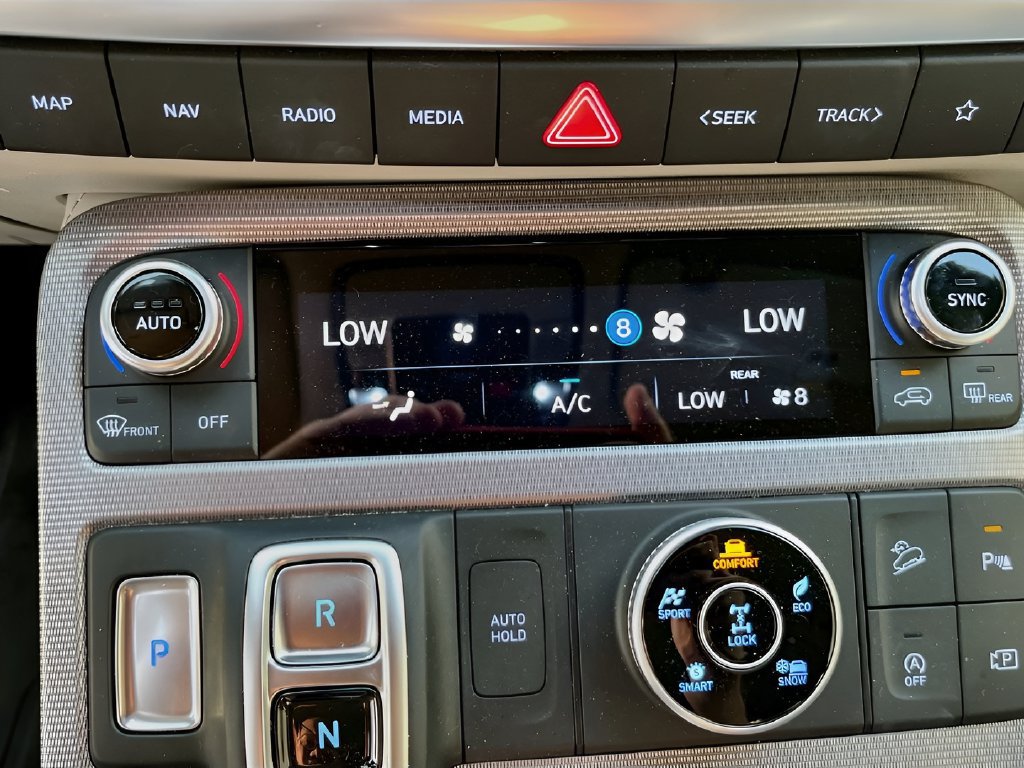 Used 2023 Hyundai Palisade Calligraphy AWD/4WD image 16