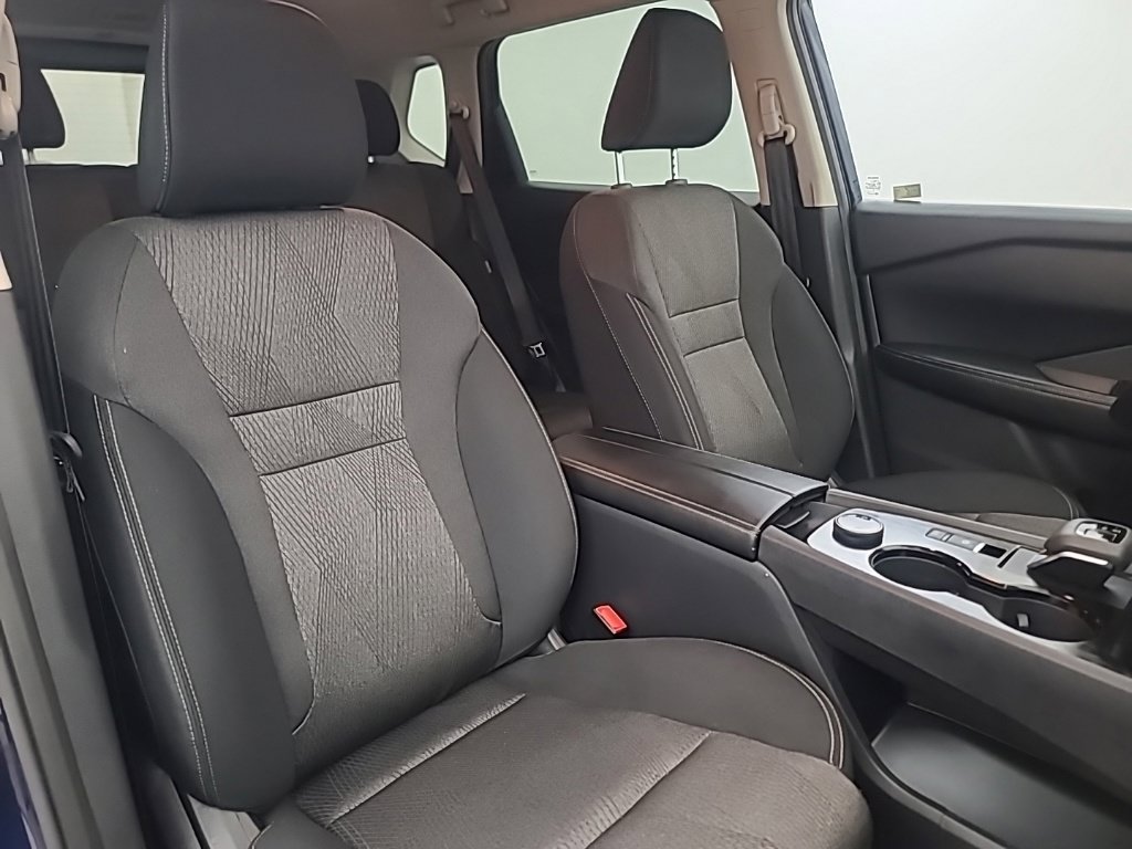 Used 2026 Nissan Rogue SV AWD/4WD image 15