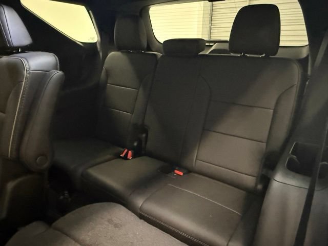 New 2026 Chevrolet Traverse High Country w/ LPO, Floor Liner Package FWD image 17