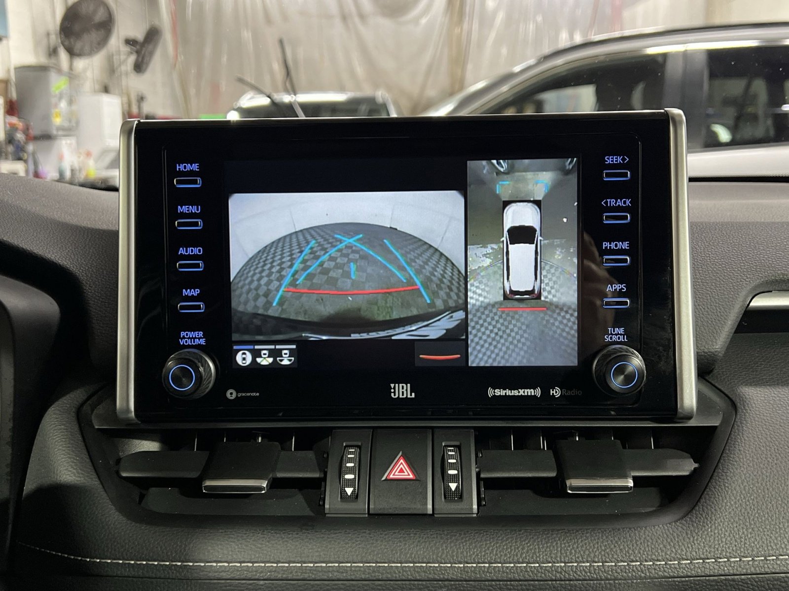 Used 2021 Toyota RAV4 Limited image 17