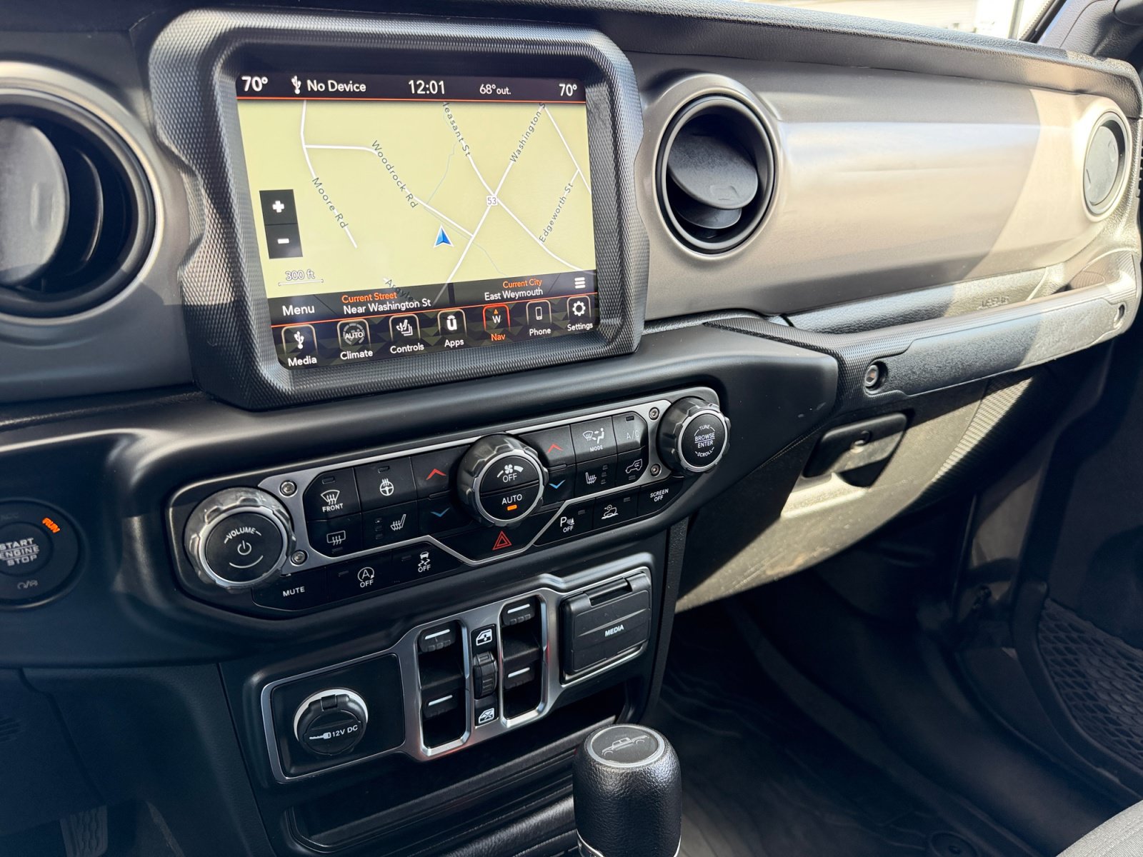 Used 2021 Jeep Gladiator Sport AWD/4WD image 27