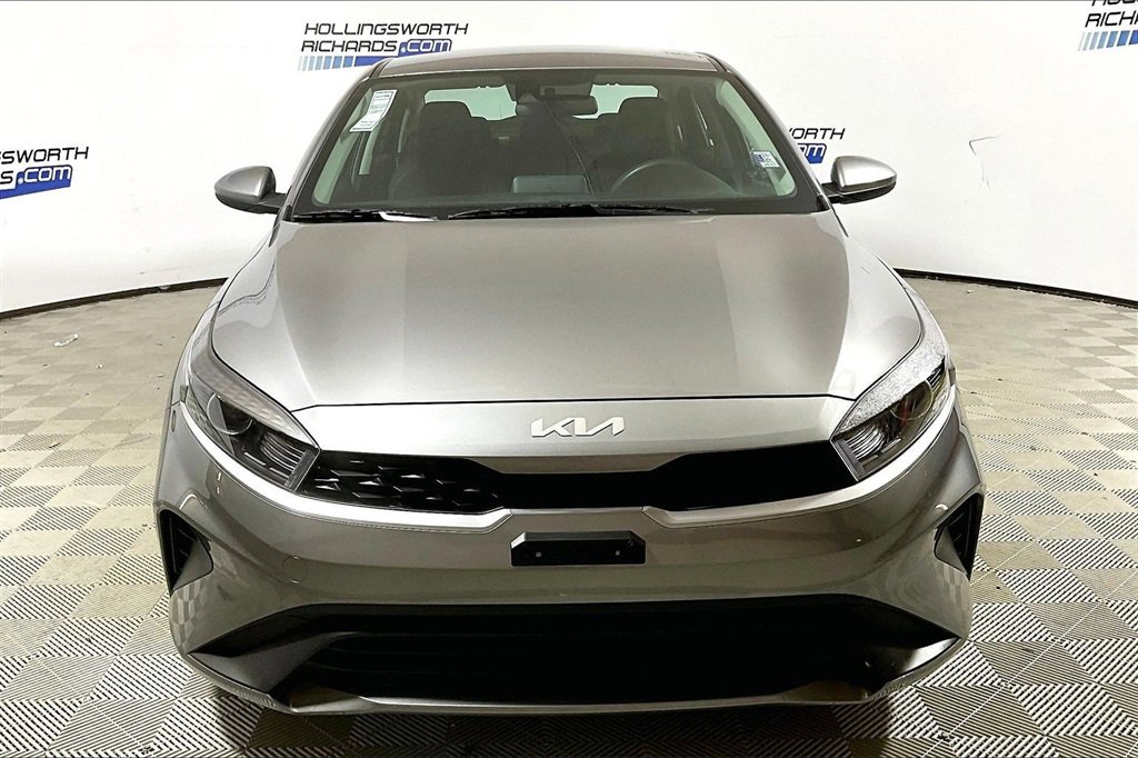 Used 2024 Kia Forte LXS image 2