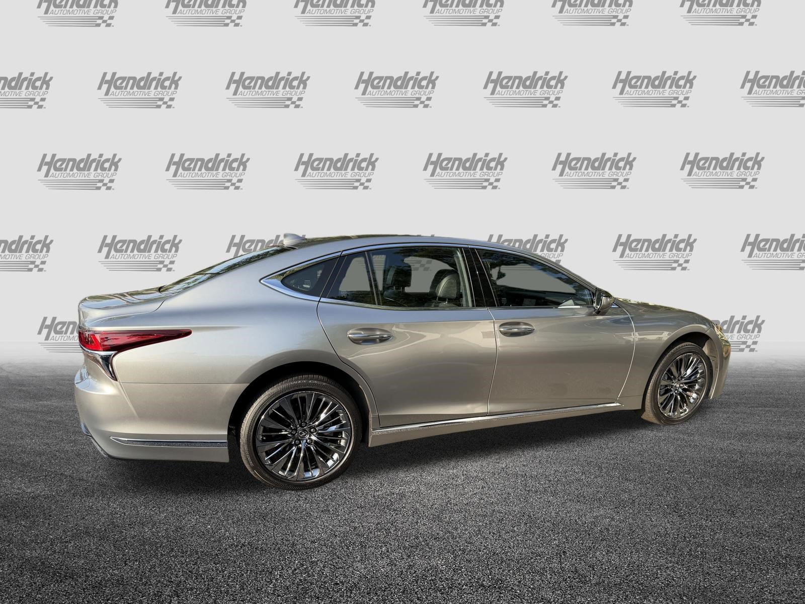Used 2018 Lexus LS 500 w/ Interior Upgrade Package RWD image 10