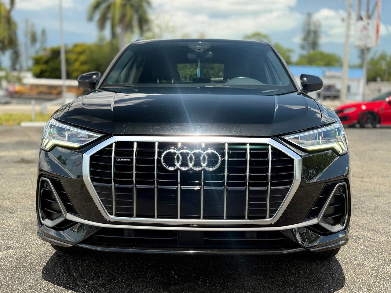 Used 2020 Audi Q3 2.0T Prestige AWD/4WD image 3