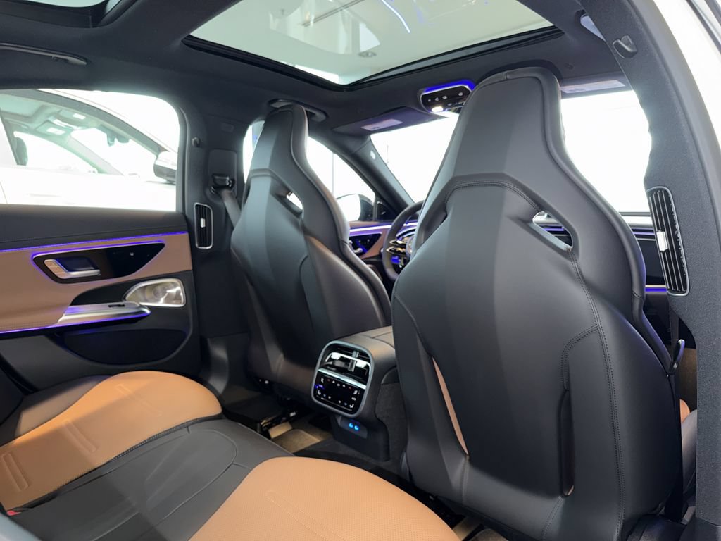 New 2026 Mercedes-Benz E 53 AMG e 4MATIC Sedan image 14
