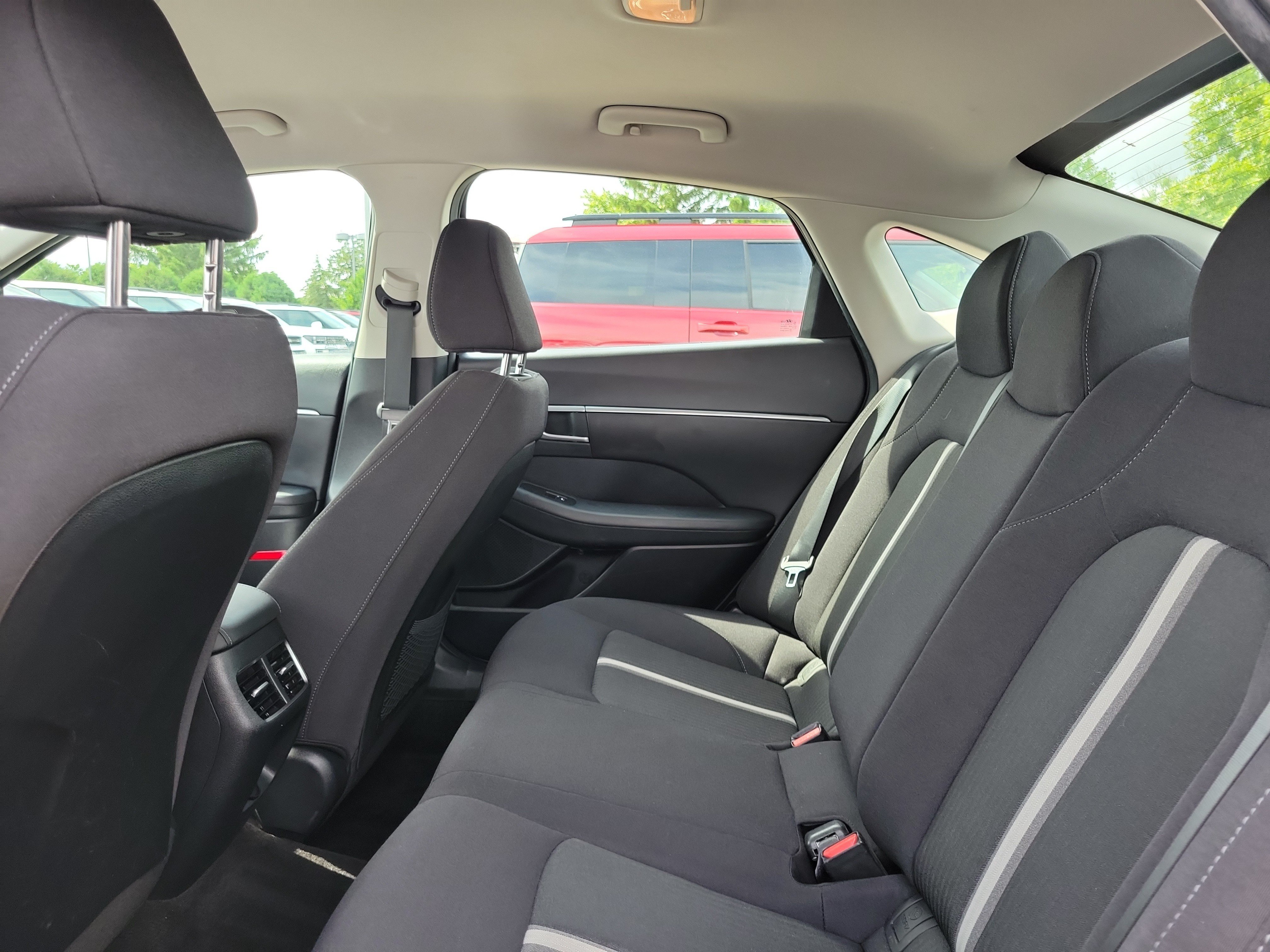 Used 2022 Hyundai Sonata Blue FWD image 11