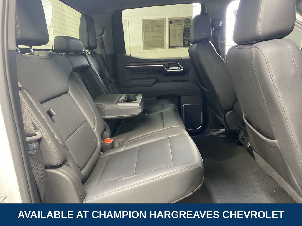 Used 2025 GMC Sierra 1500 SLT image 35