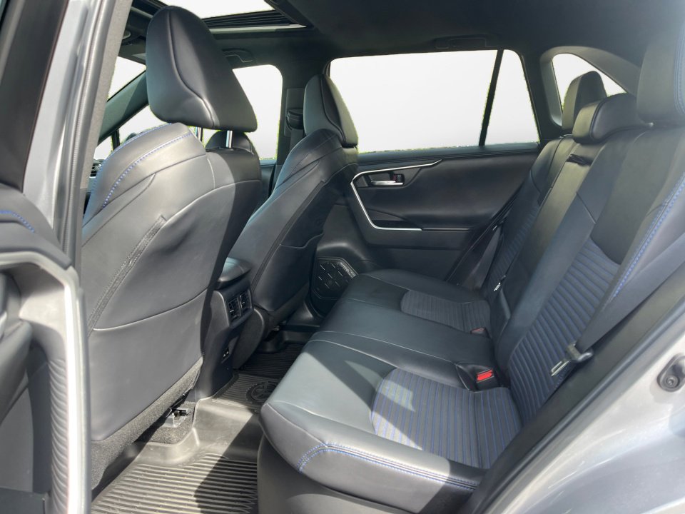 Used 2024 Toyota RAV4 XSE image 15