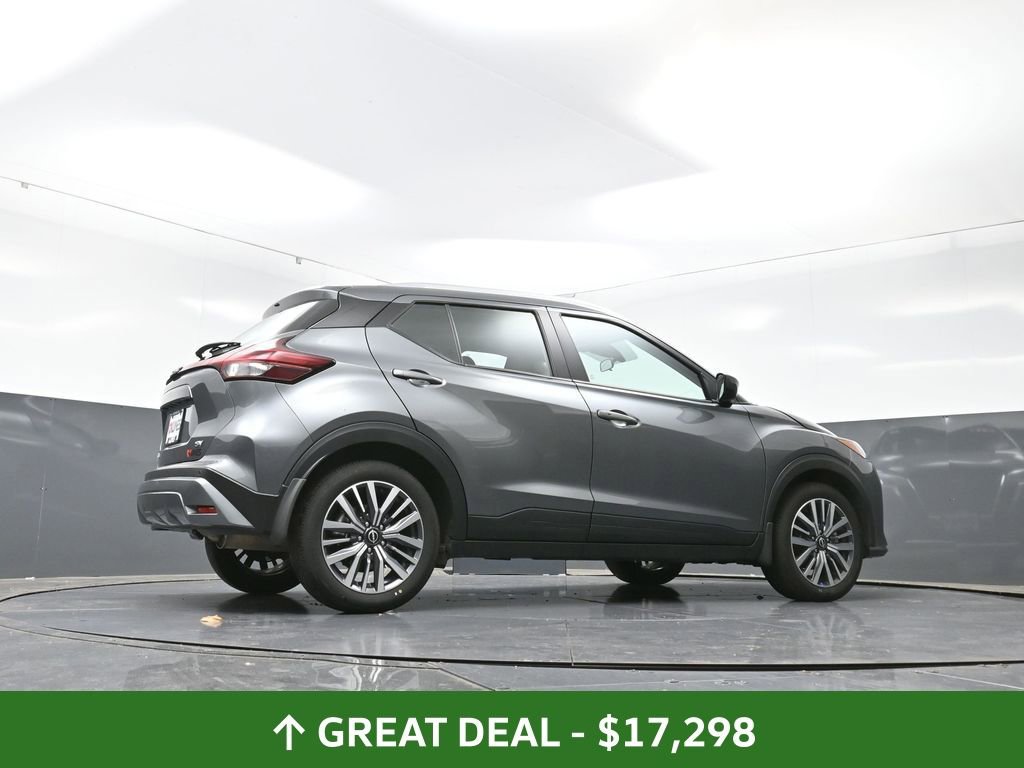 Used 2024 Nissan Kicks SV image 50