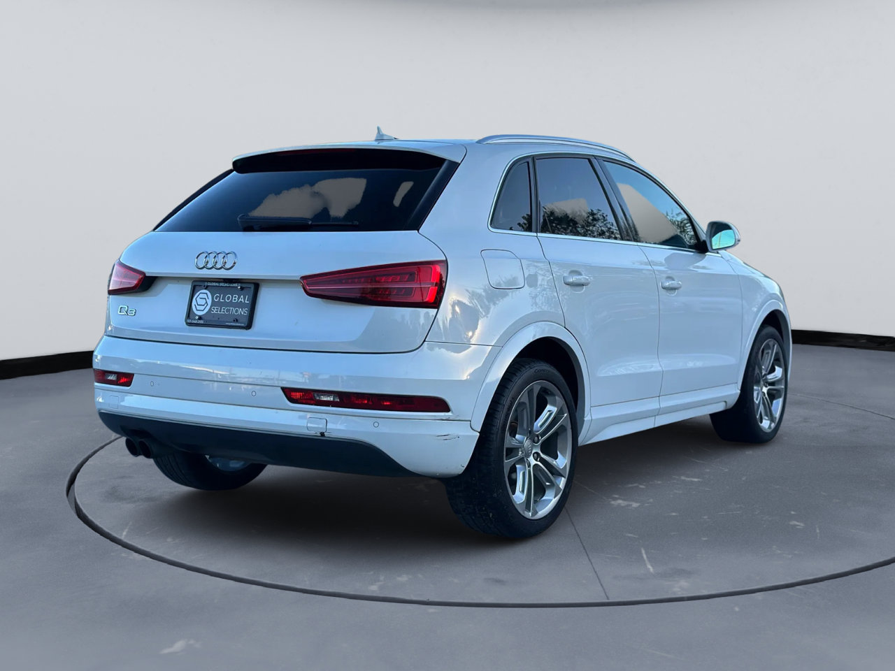 Used 2017 Audi Q3 2.0T Premium Plus image 7