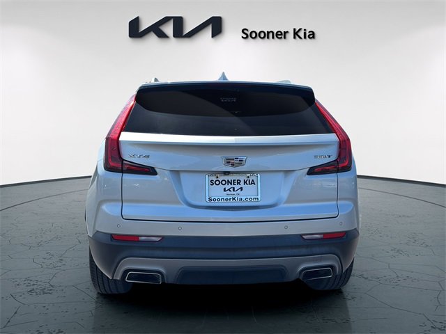 Used 2022 Cadillac XT4 Premium Luxury w/ Enhanced Visibility Package image 5