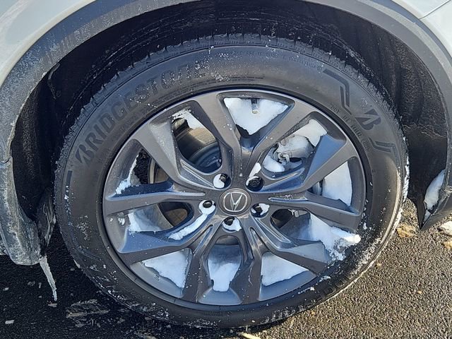 Used 2023 Acura MDX A-Spec image 10