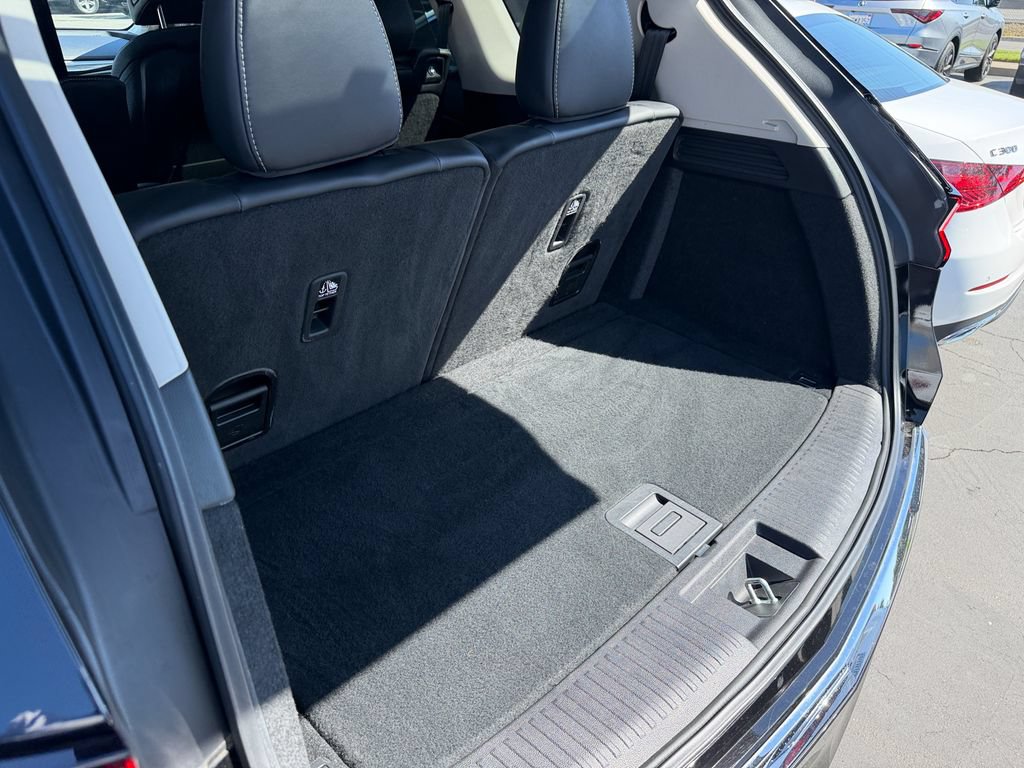 Used 2023 Acura MDX FWD w/ Technology Package image 29