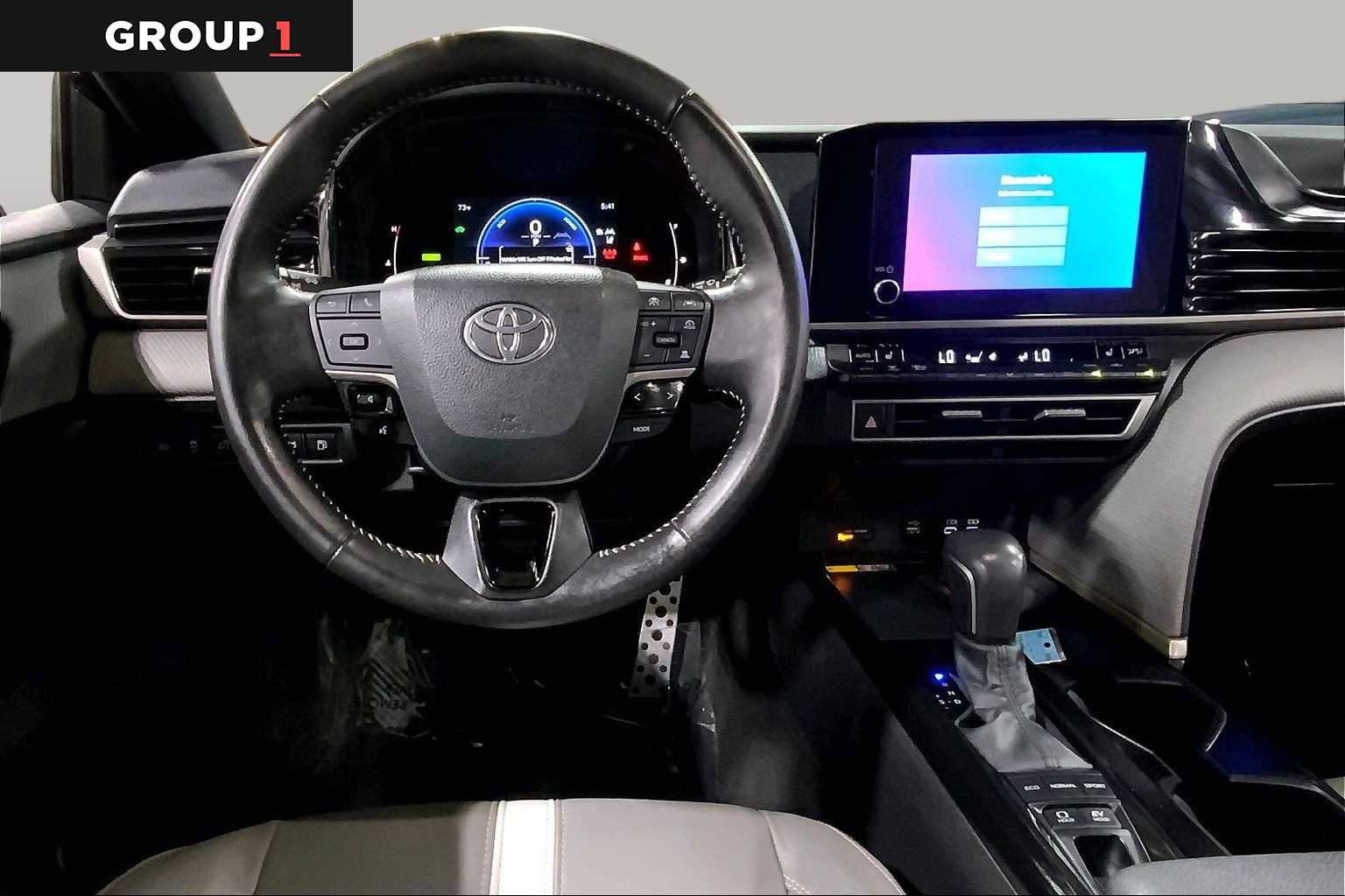 Certified 2025 Toyota Camry SE w/ Convenience Package AWD/4WD image 6