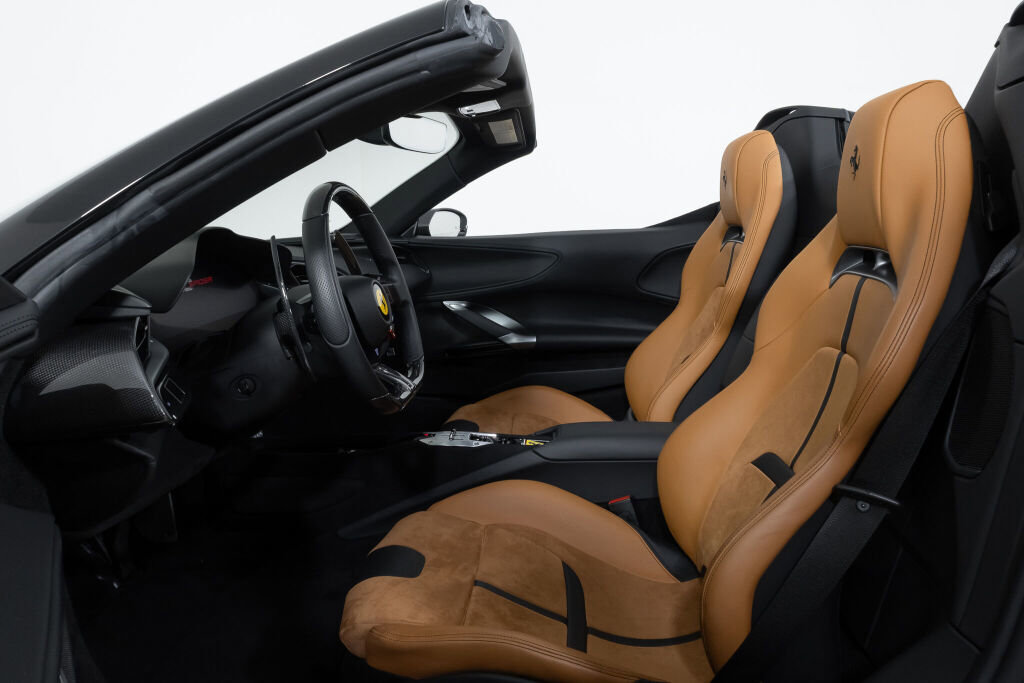 Used 2023 Ferrari SF90 Spider AWD/4WD image 13
