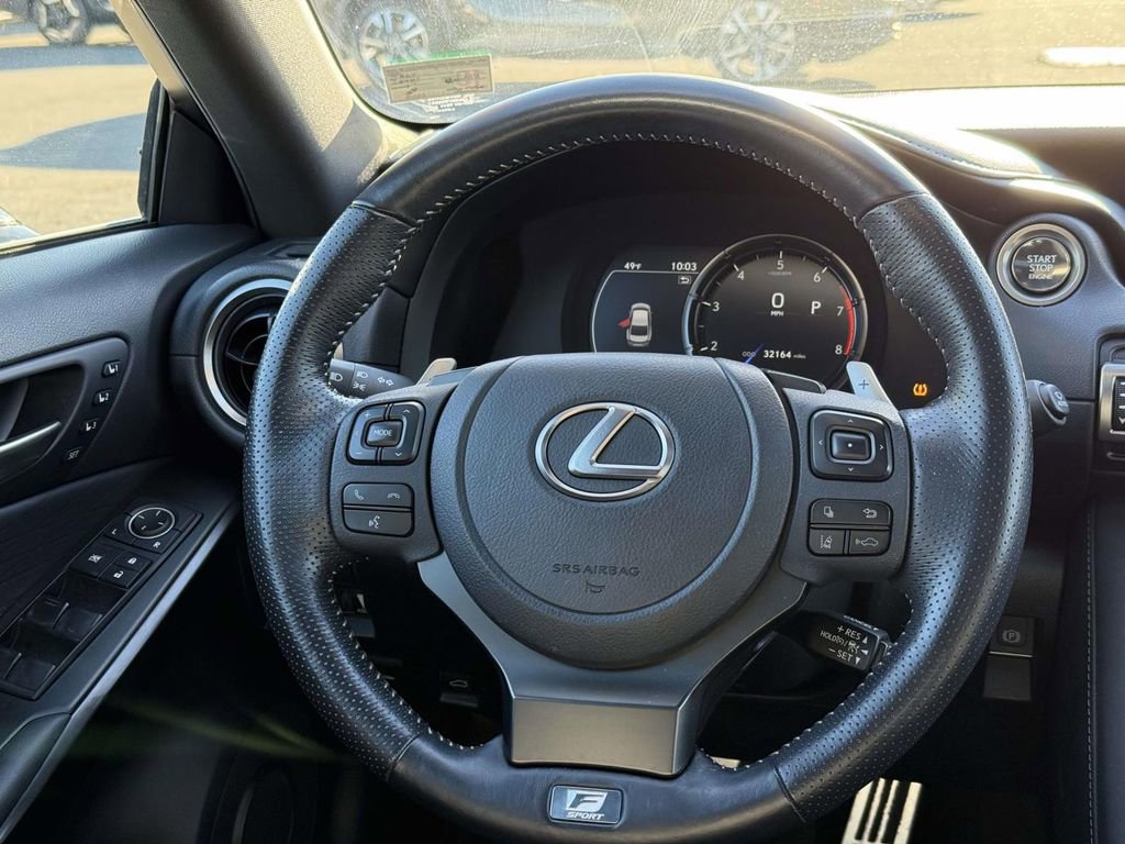 Used 2022 Lexus IS 350 F Sport image 9
