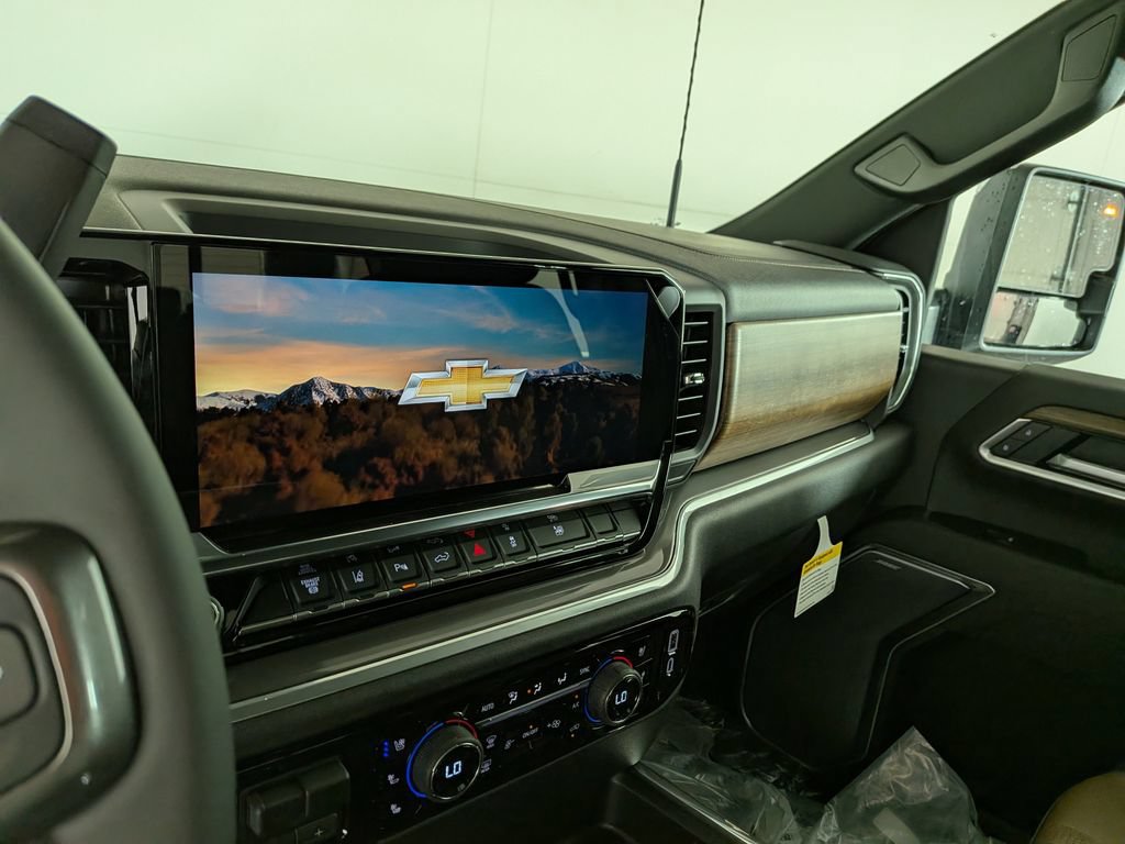 New 2026 Chevrolet Silverado 2500 High Country w/ High Country Premium Package AWD/4WD image 21