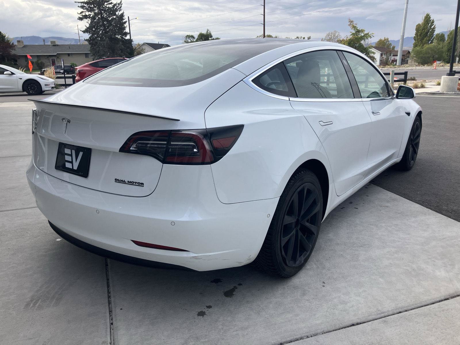 Used 2018 Tesla Model 3 Long Range AWD/4WD image 8