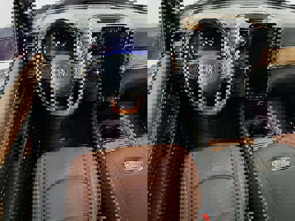 Used 2024 RAM 3500 Limited image 10