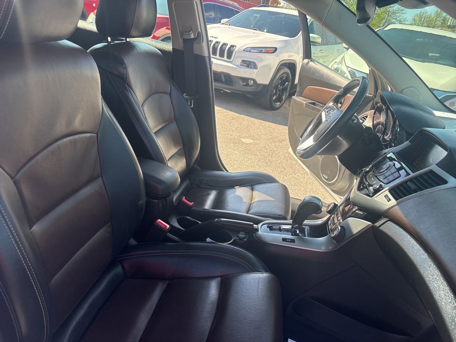 Used 2015 Chevrolet Cruze LTZ w/ Sun, Sound and Sport Package image 20