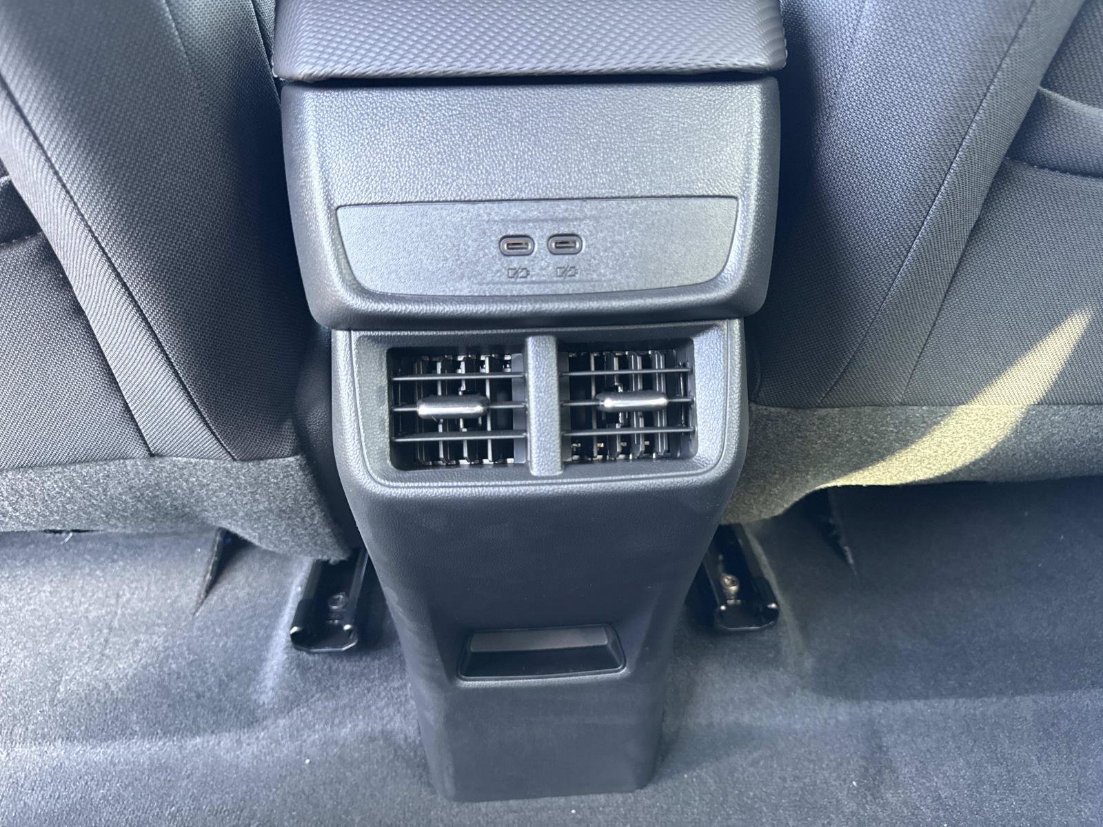 New 2027 Chevrolet Equinox LT FWD image 31