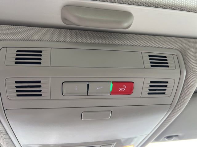 Used 2023 Volkswagen Jetta SE image 25