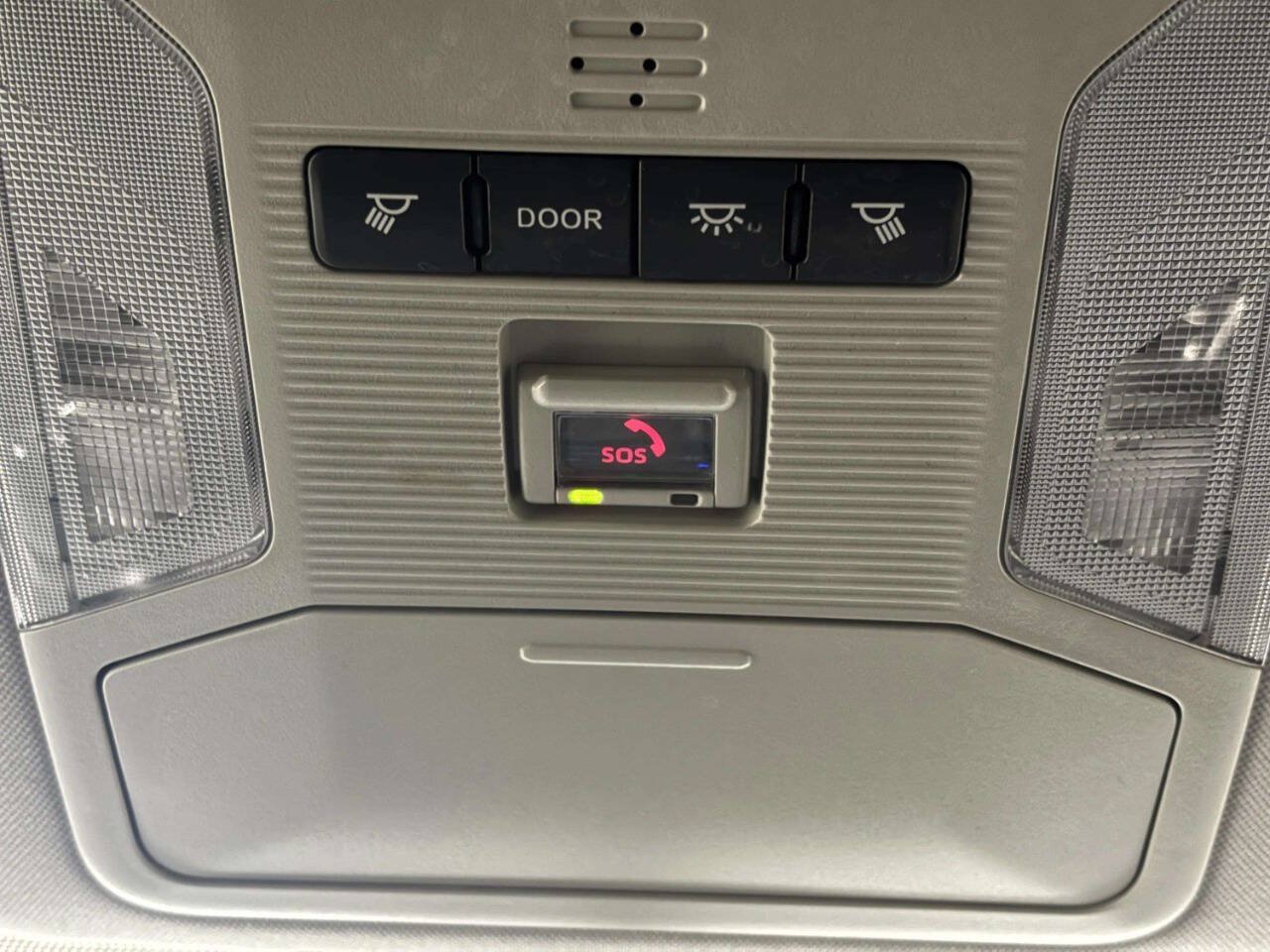 Used 2021 Toyota RAV4 LE FWD image 25